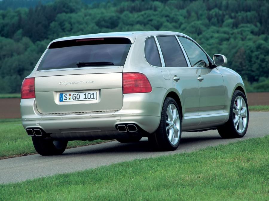  Porsche Cayenne Turbo 2002 года  (фото 33 из 40)